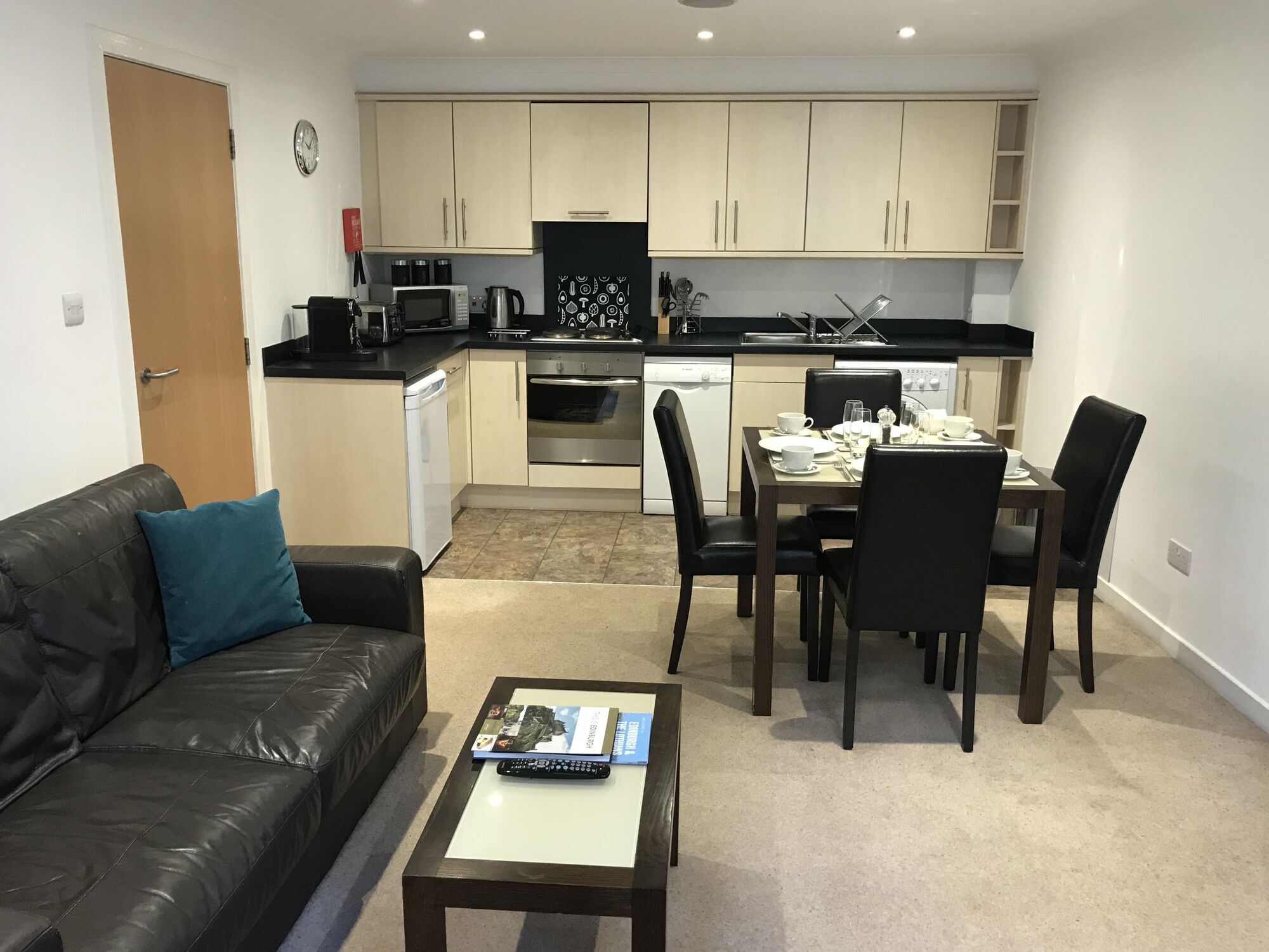 Fountain Court Apartments - Grove Executive Edinburgh Interior photo
